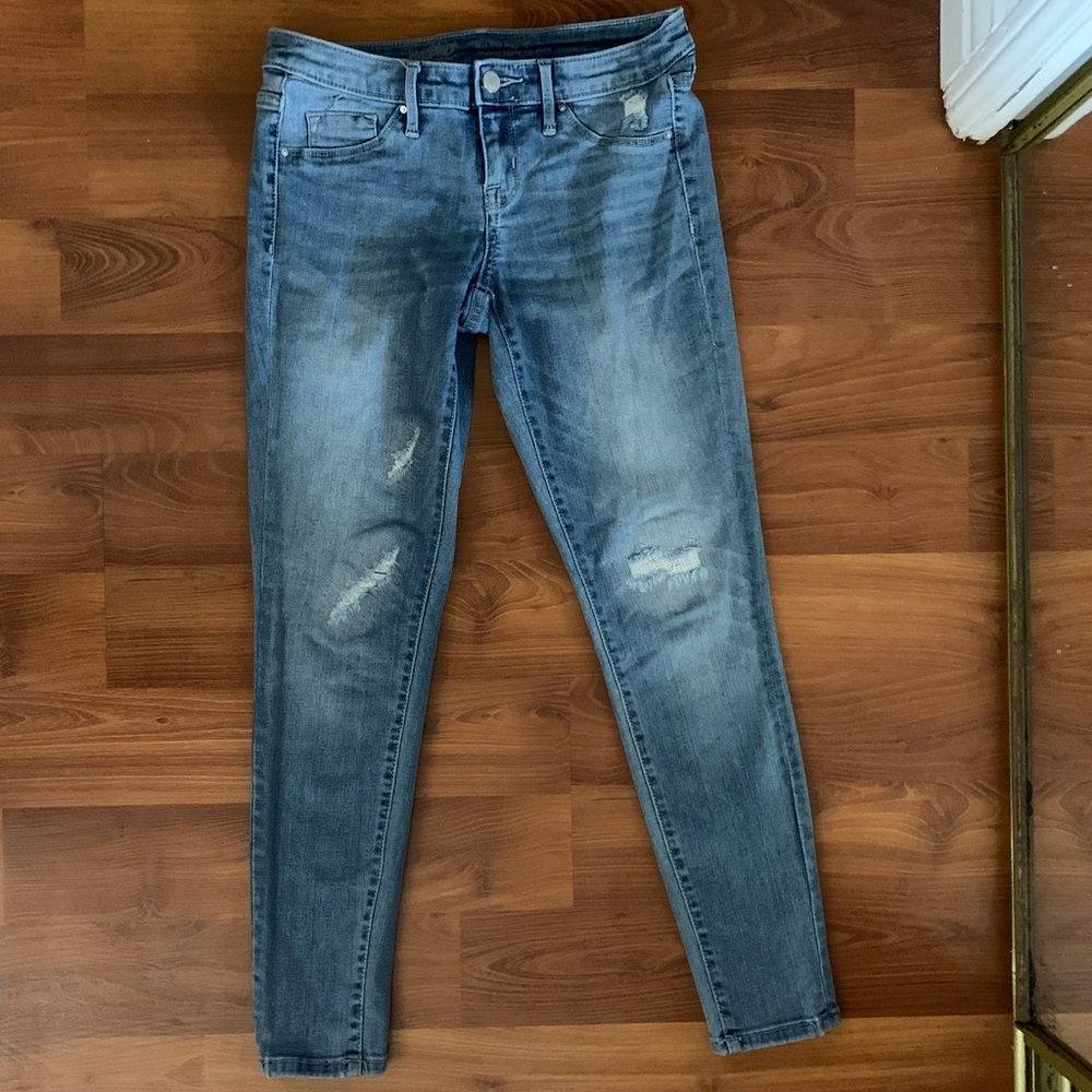 Mid rise jegging jeans light wash